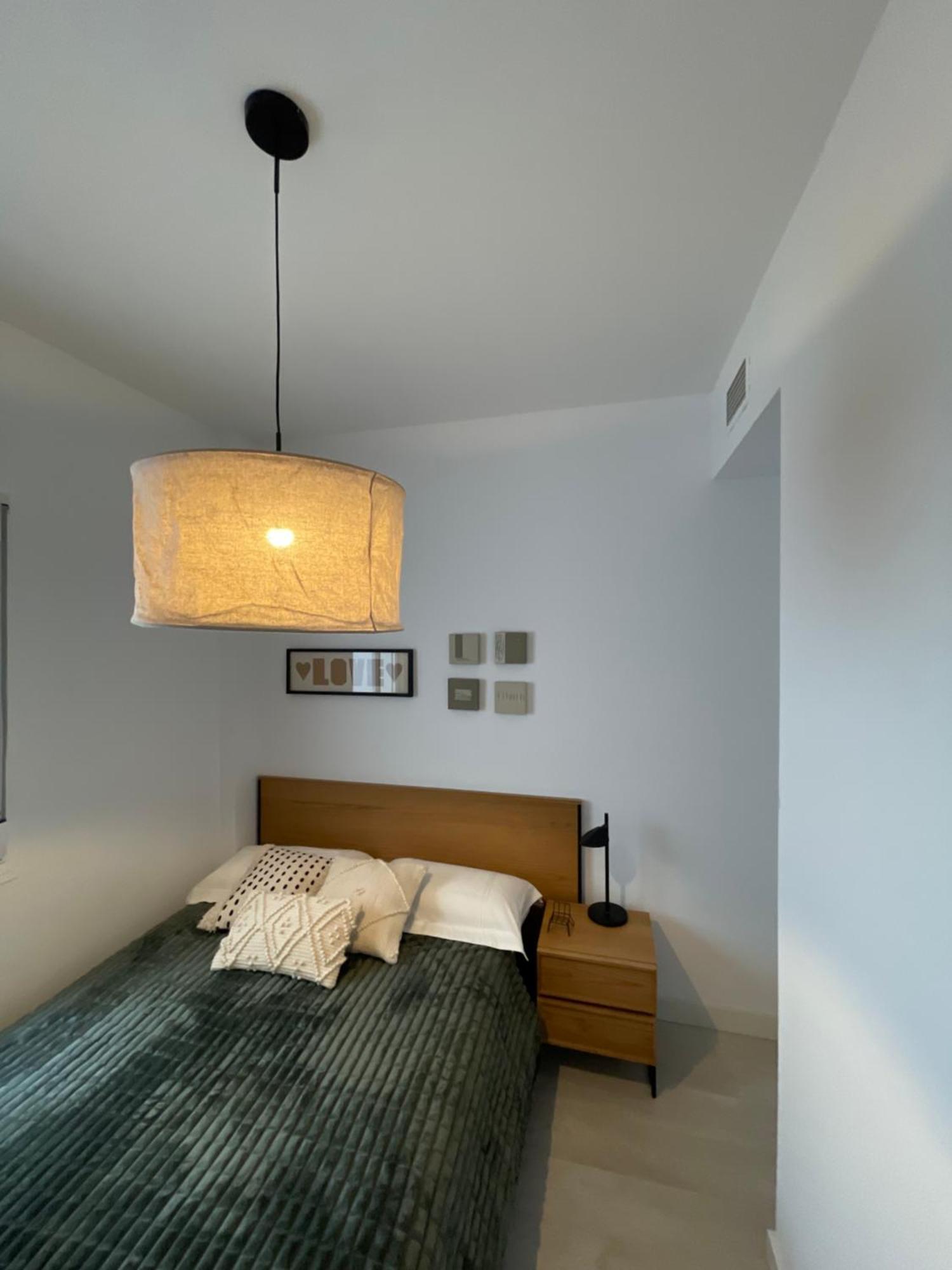 Historical Centre! Private Terrace & Gym-Near Public Parking Apartment Malaga Bagian luar foto