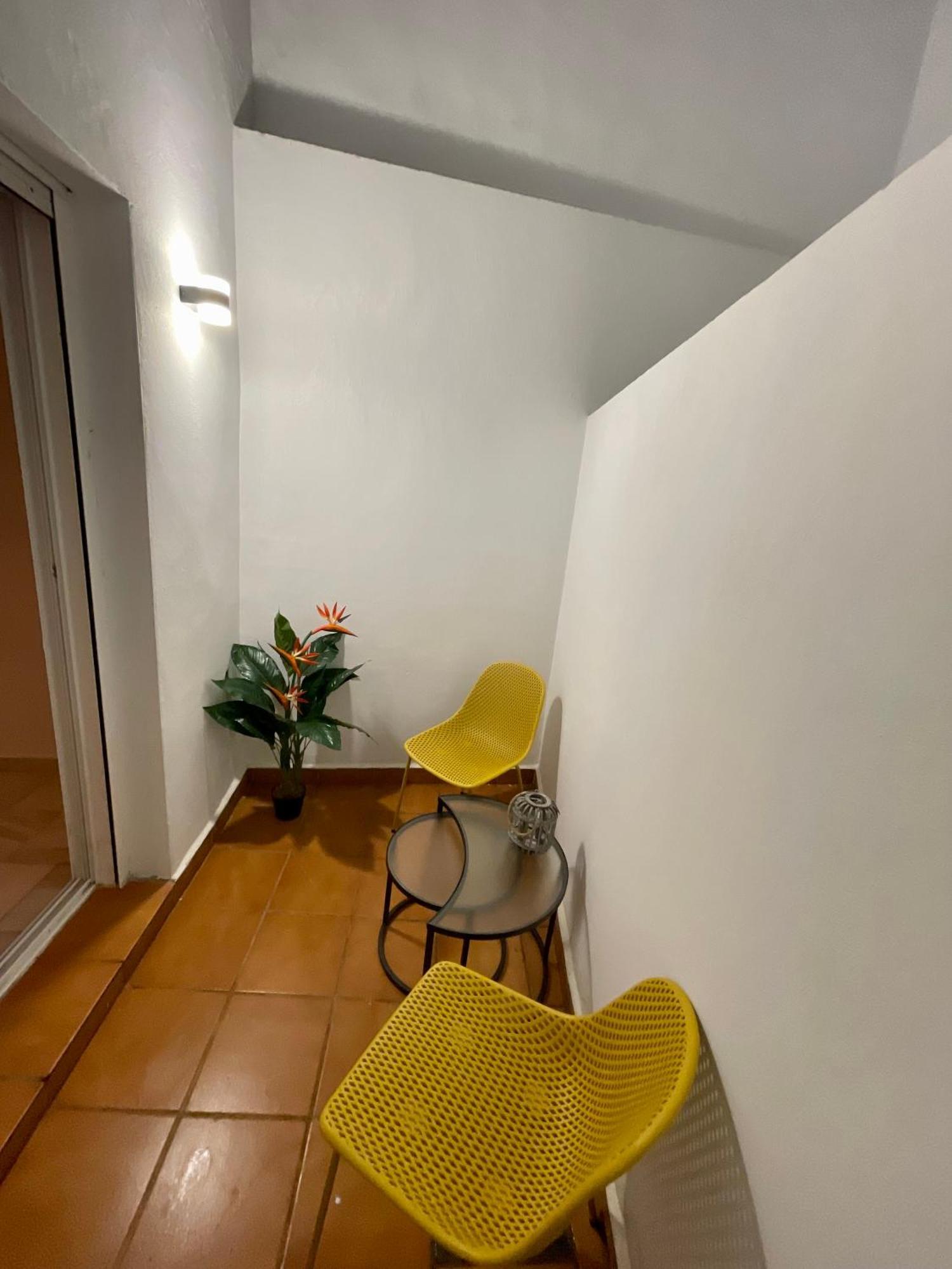 Historical Centre! Private Terrace & Gym-Near Public Parking Apartment Malaga Bagian luar foto